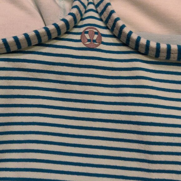 Lululemon Racer Back Top In Mint green Stripes SIZE 6 - Picture 4 of 4